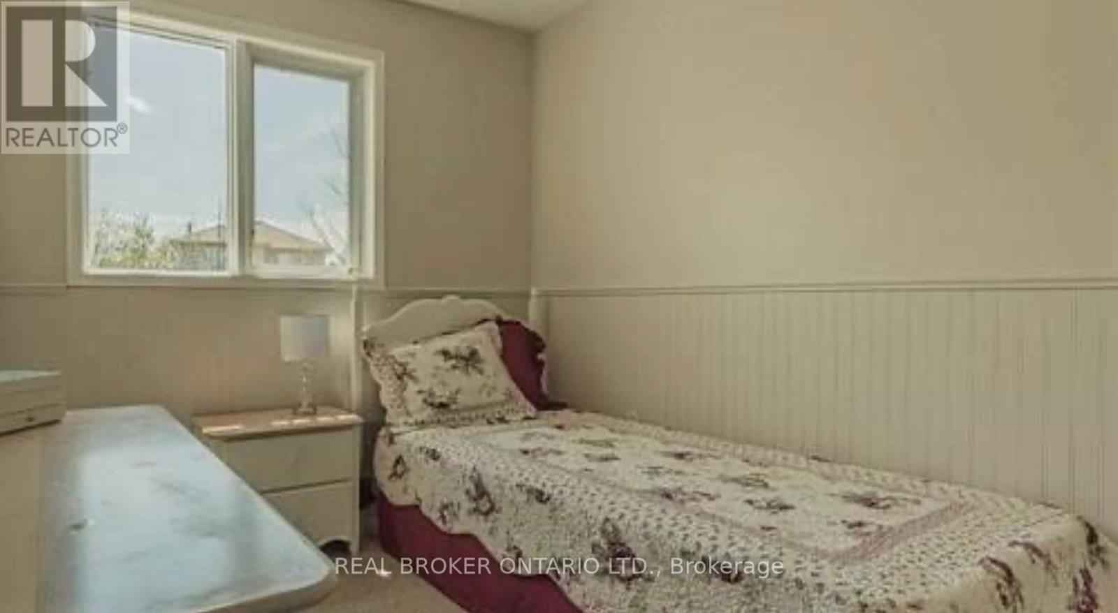 7 Pae Drive, Barrie, Ontario  L4N 7N7 - Photo 7 - S12619318