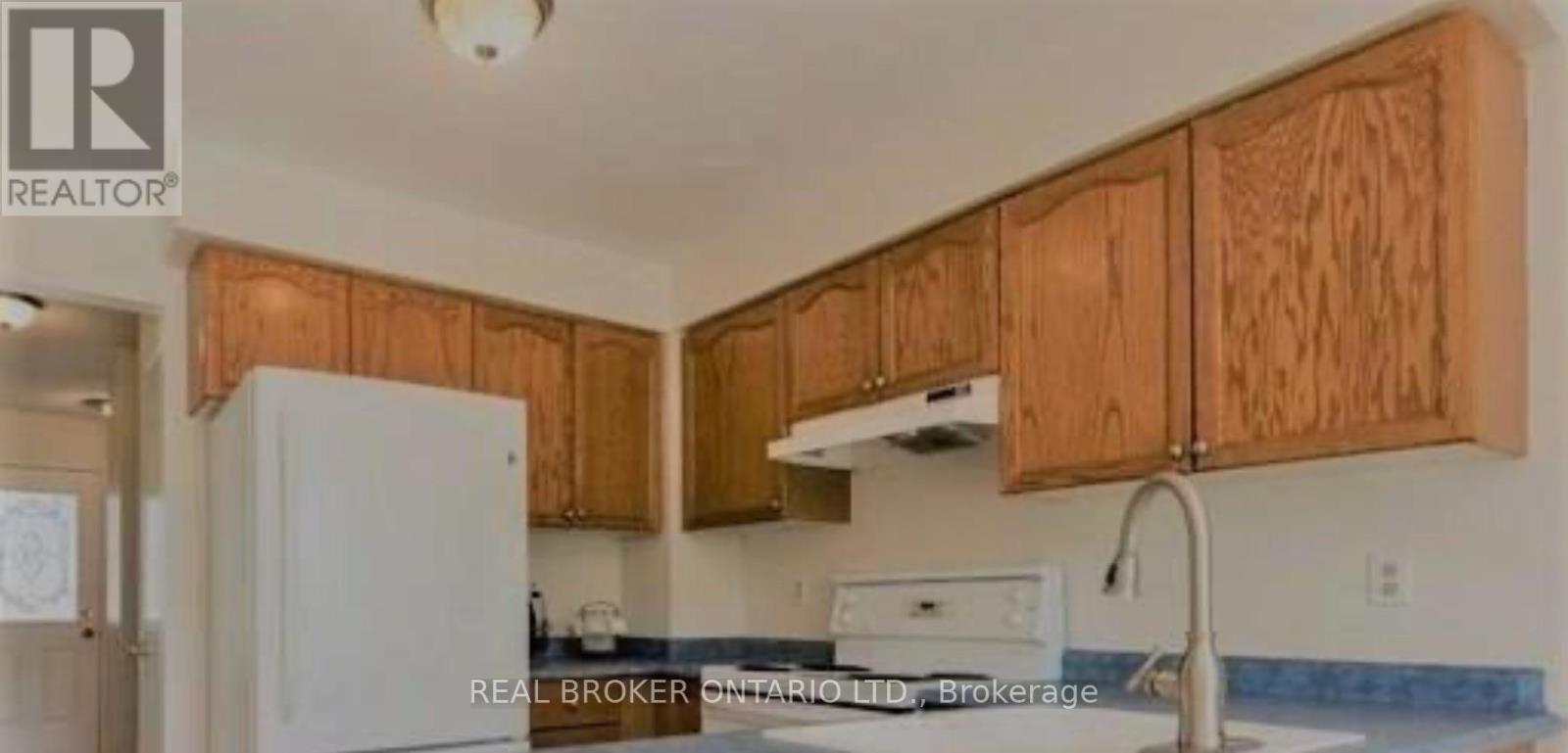 7 Pae Drive, Barrie, Ontario  L4N 7N7 - Photo 4 - S12619318