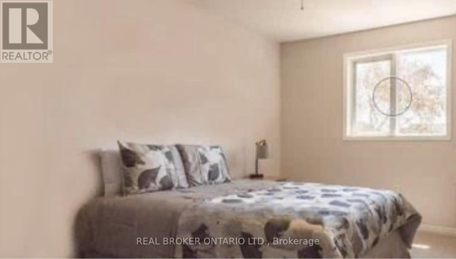 7 Pae Drive, Barrie, Ontario  L4N 7N7 - Photo 5 - S12619318