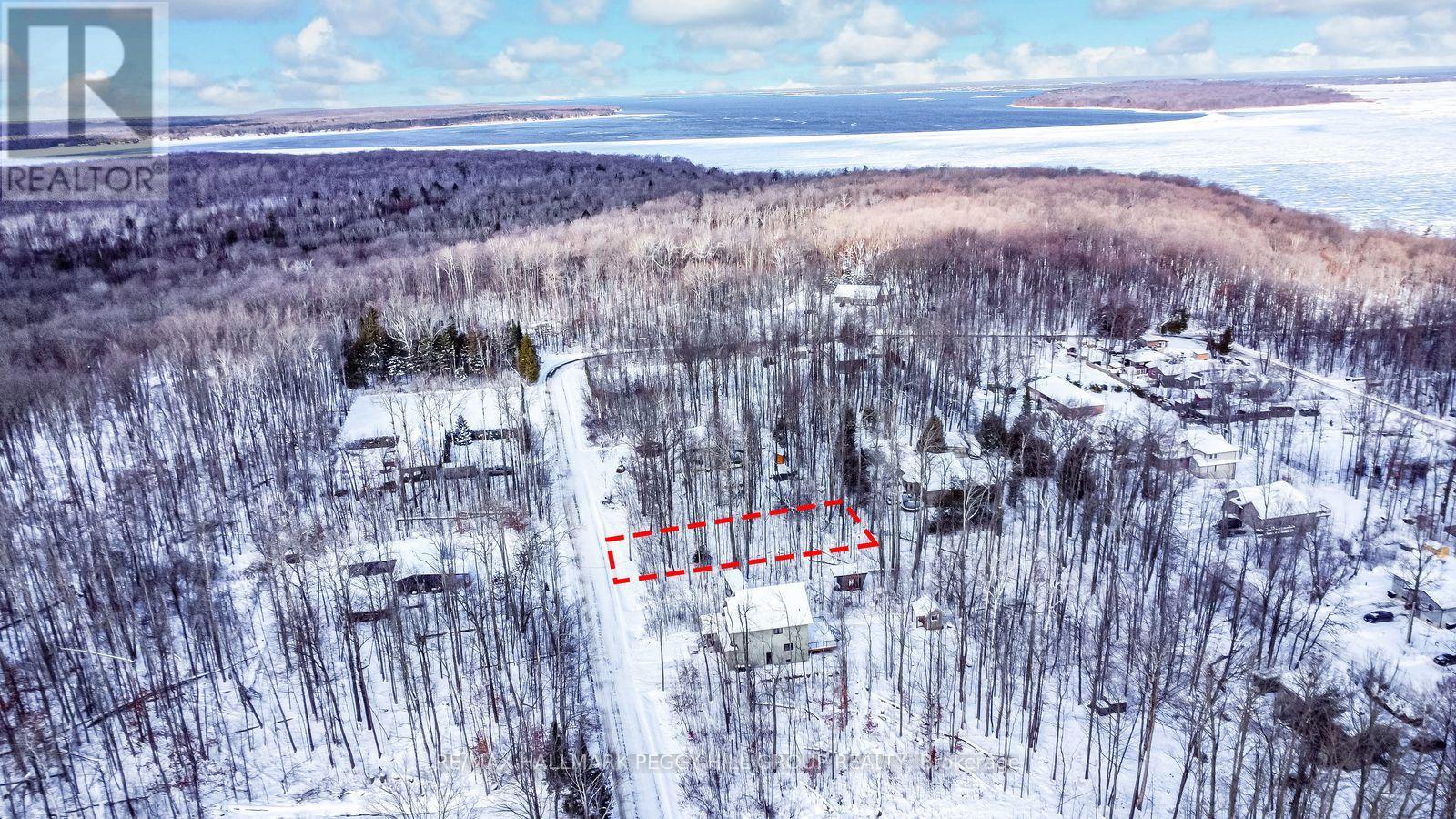79 & 81 Wozniak Road, Penetanguishene, Ontario  L9M 1W6 - Photo 2 - S12637230