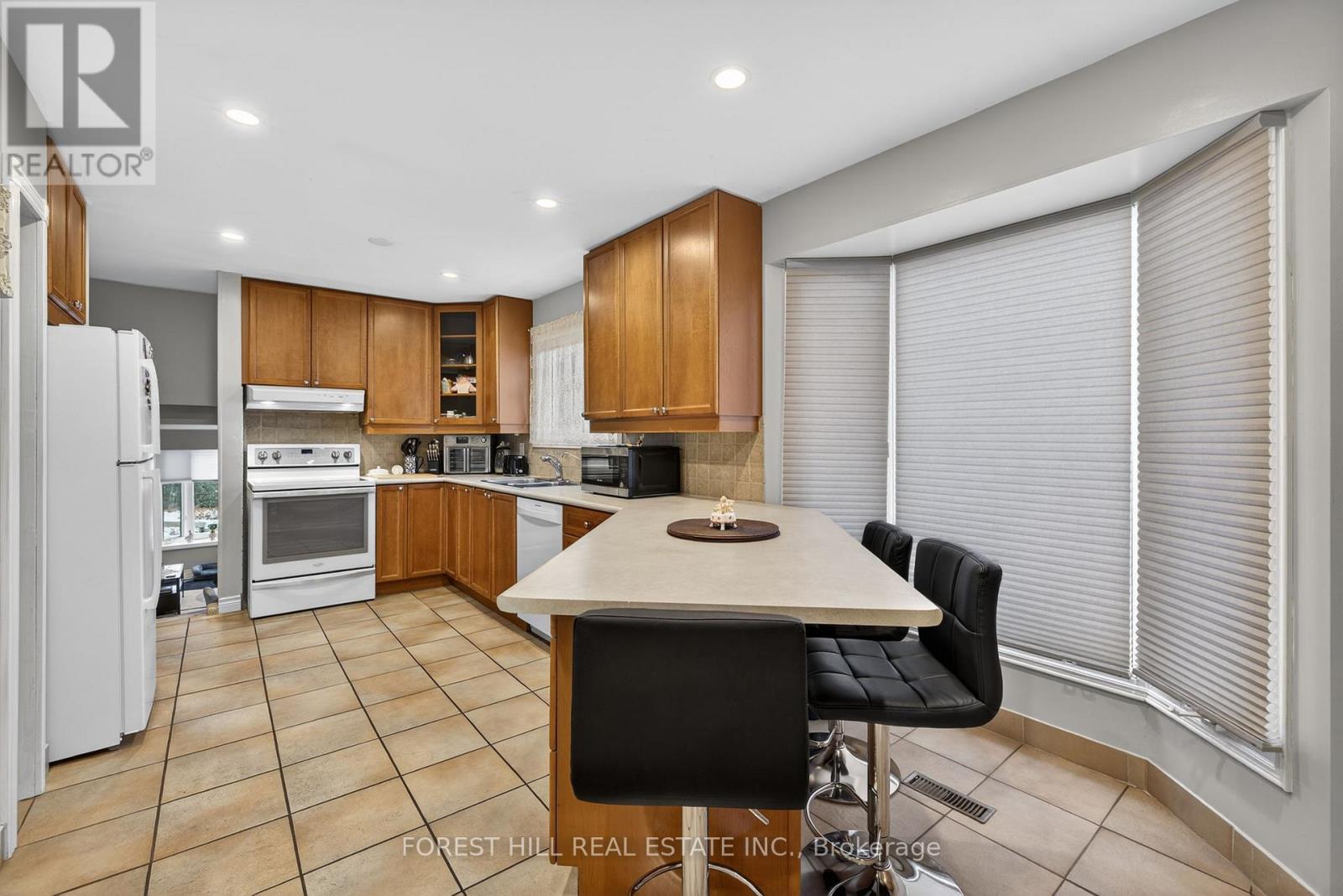 163 Birchlawn Road, Caledon, Ontario  L7E 3W3 - Photo 9 - W12599722