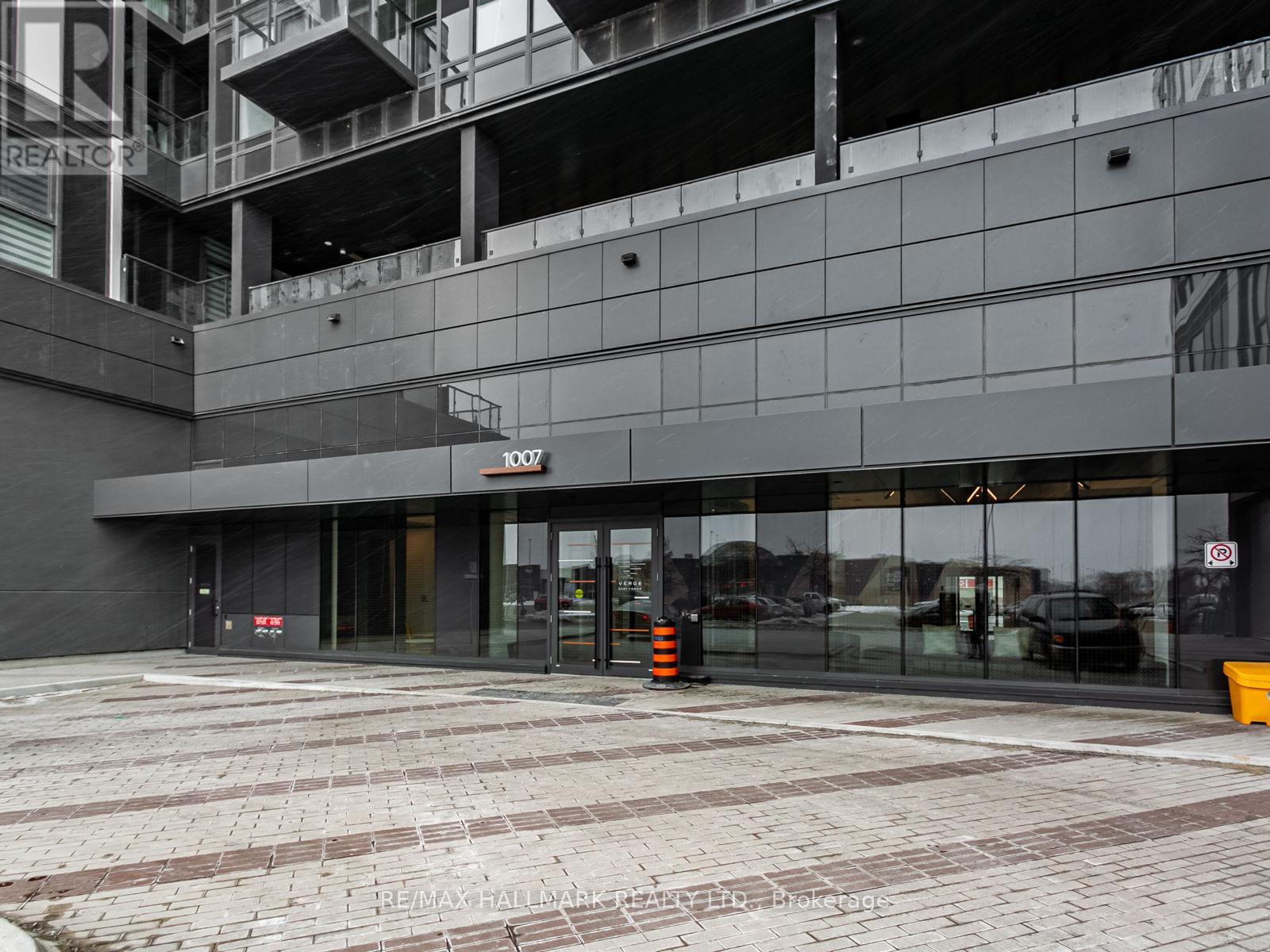 723 - 1007 The Queensway, Toronto, Ontario  M8Z 6C7 - Photo 2 - W12637156