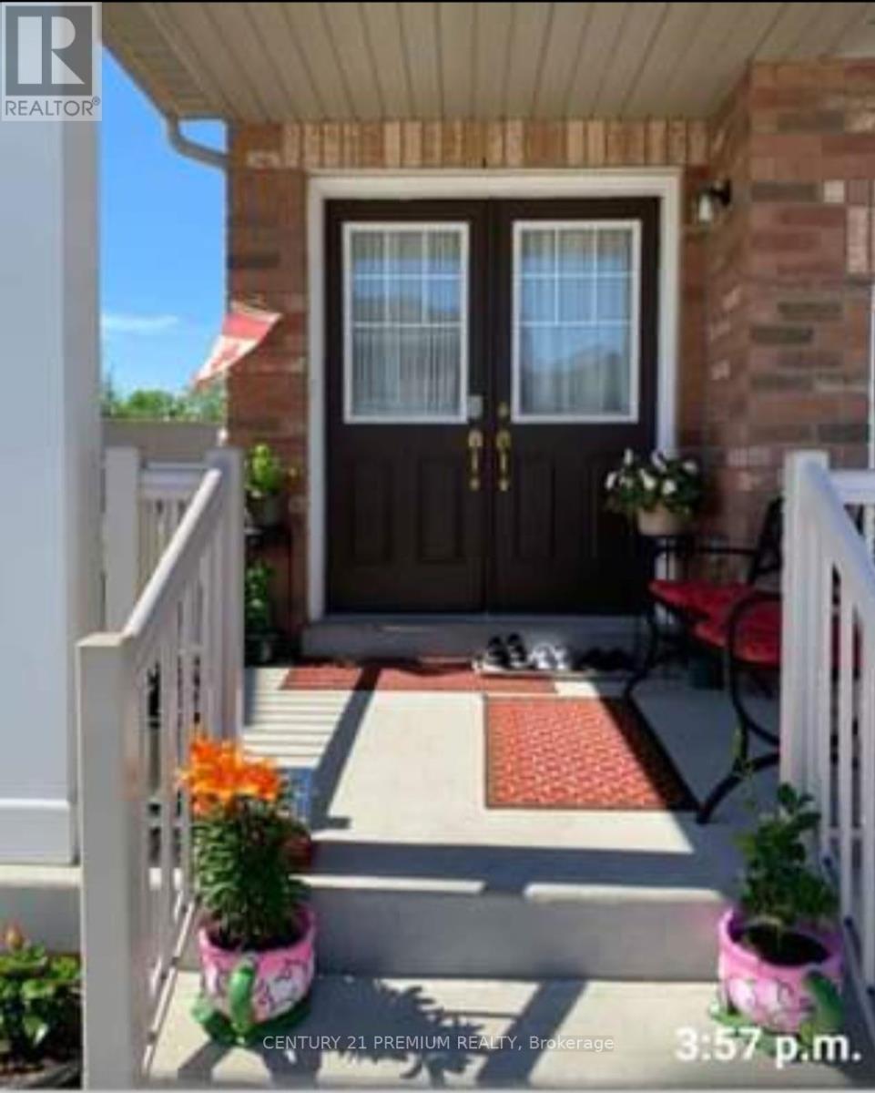 Main - 48 Gulfbrook Circle, Brampton, Ontario  L6Z 0G5 - Photo 2 - W12637170