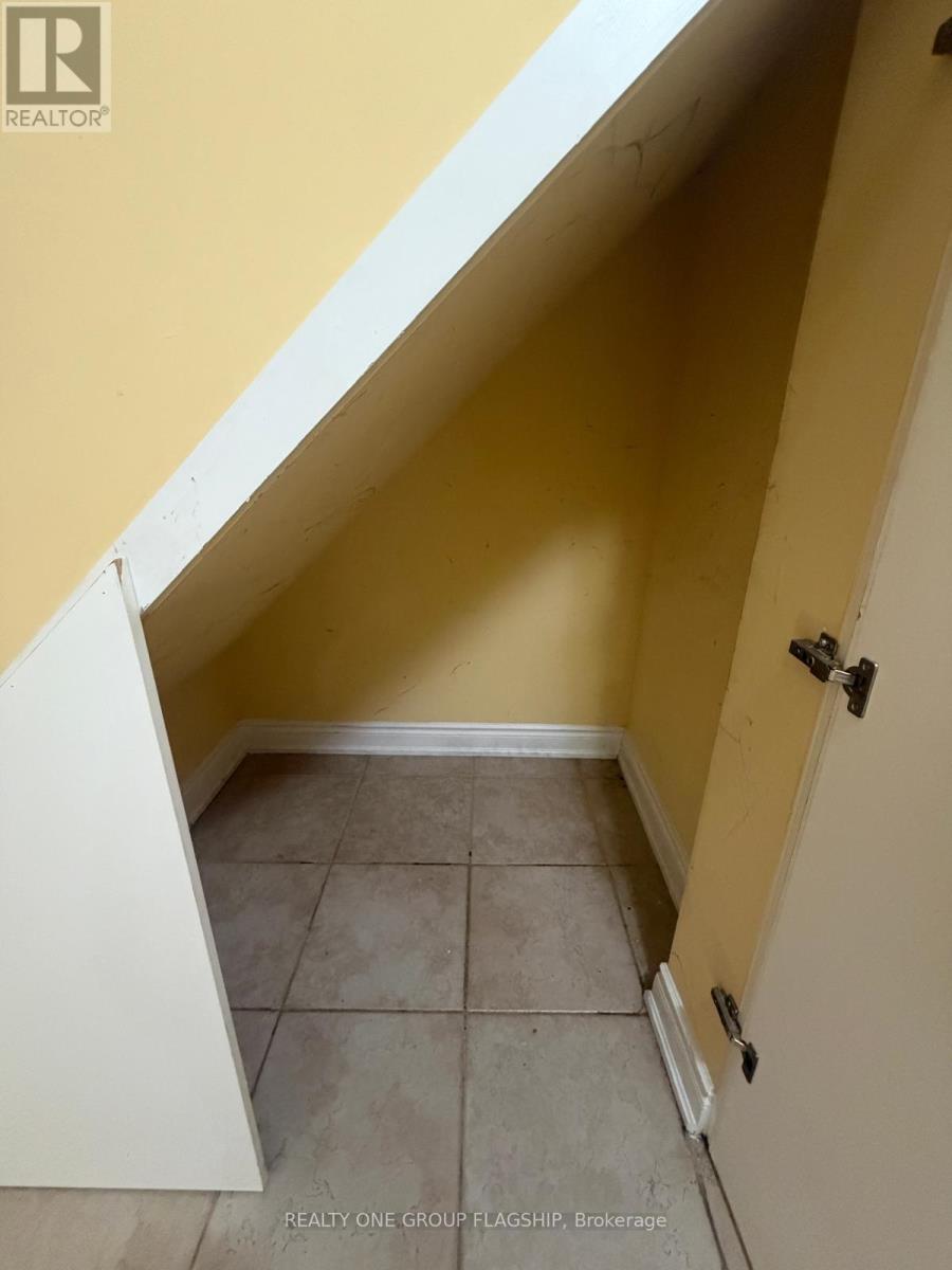 5283 Pedalina Drive, Mississauga, Ontario  L4Z 4K4 - Photo 16 - W12637254