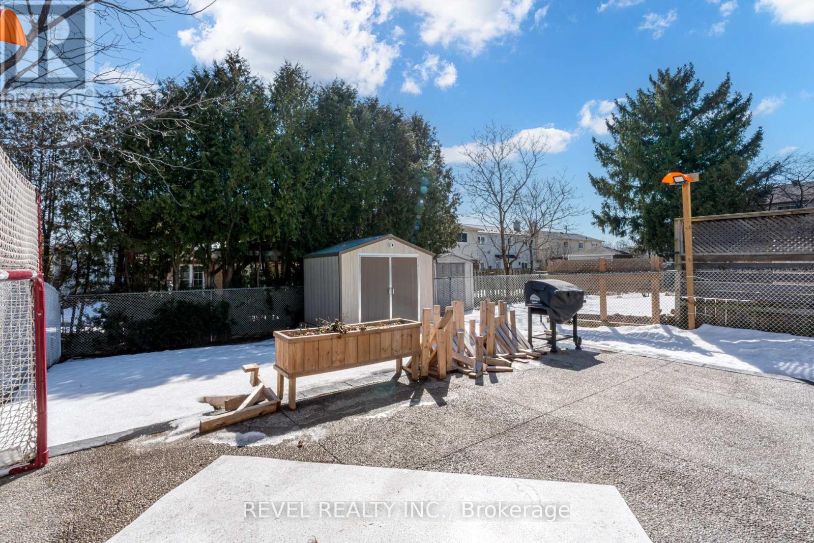 524 Fergo Avenue S, Mississauga, Ontario  L5B 2J3 - Photo 47 - W12637270