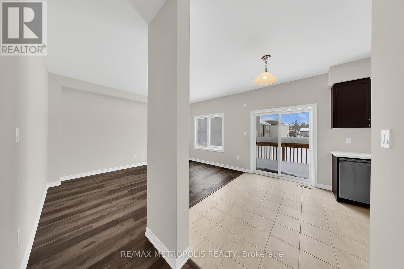 120 Mceachern Lane, Gravenhurst, Ontario  P1P 0H8 - Photo 13 - X12637234