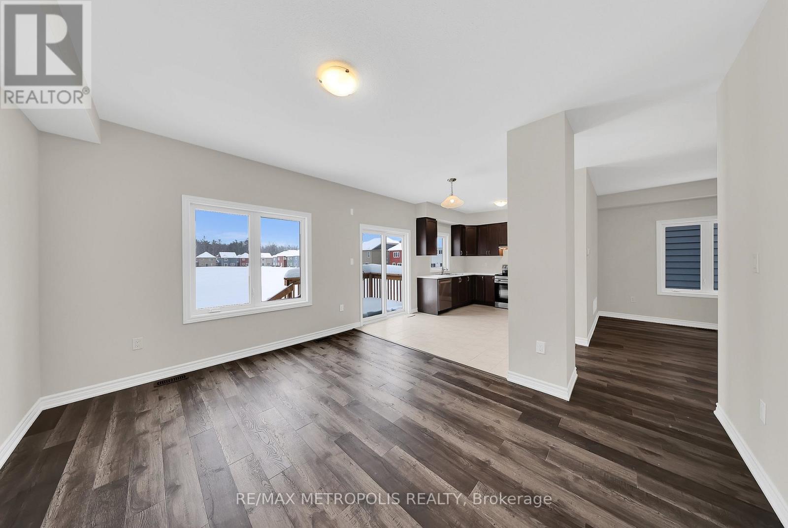 120 Mceachern Lane, Gravenhurst, Ontario  P1P 0H8 - Photo 16 - X12637234