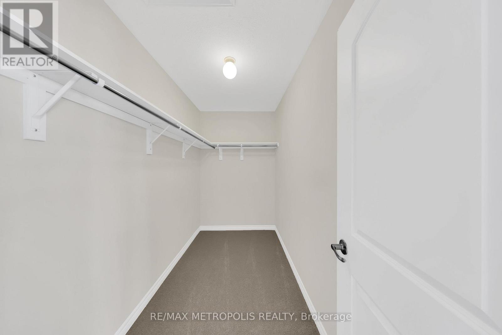 120 Mceachern Lane, Gravenhurst, Ontario  P1P 0H8 - Photo 35 - X12637234