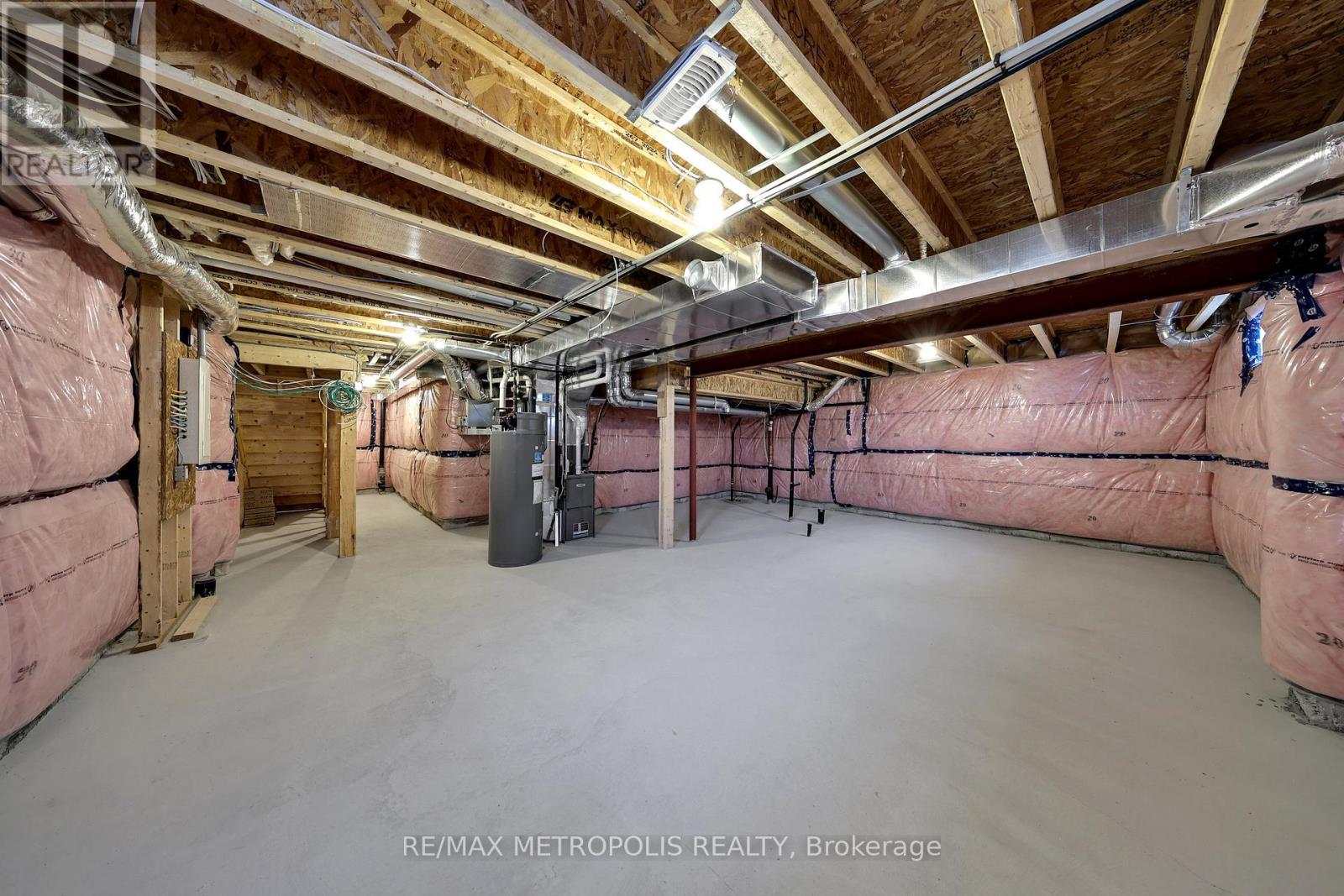 120 Mceachern Lane, Gravenhurst, Ontario  P1P 0H8 - Photo 39 - X12637234