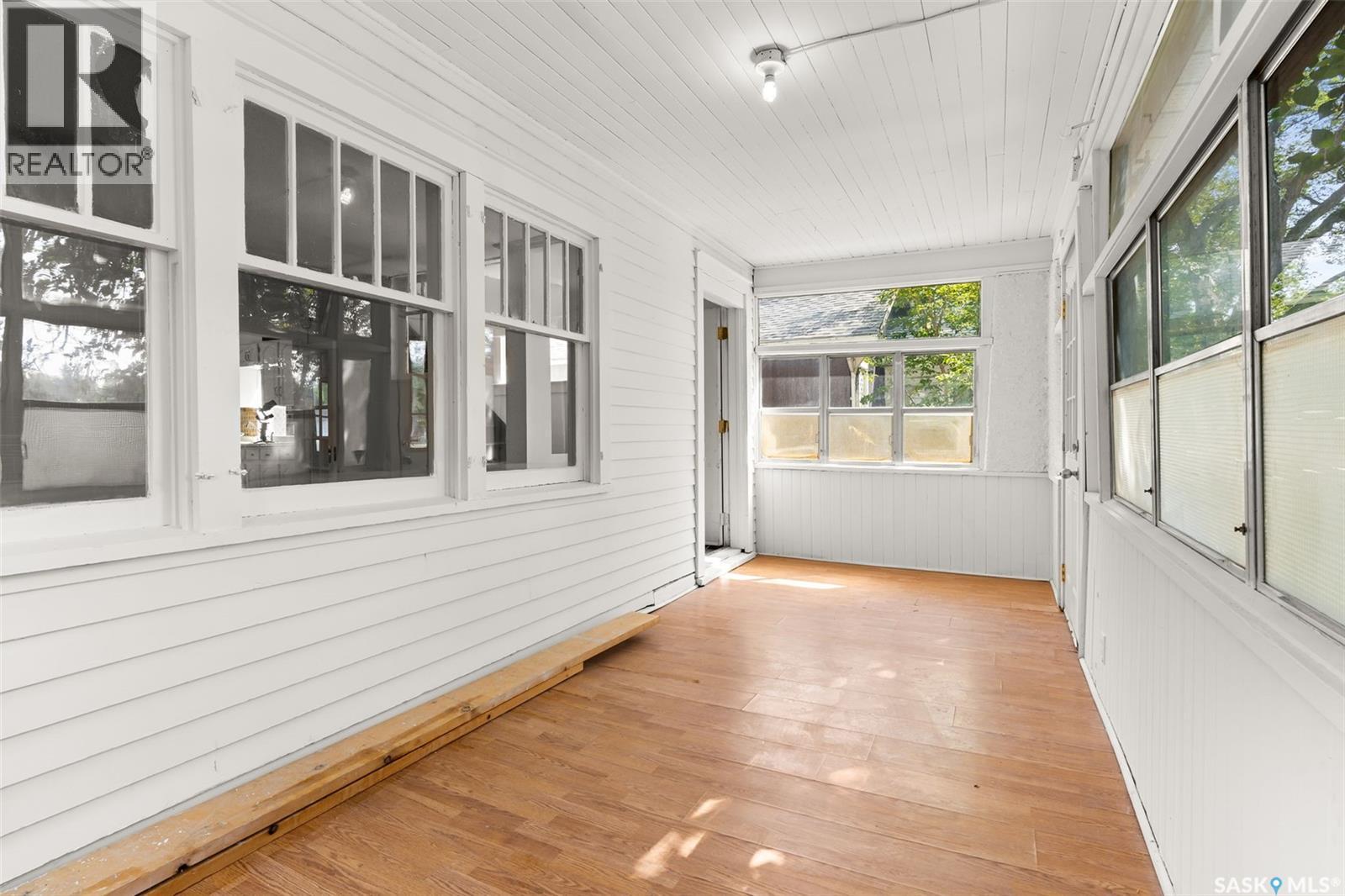 1357 Elphinstone Street, Regina, Saskatchewan  S4T 3M5 - Photo 5 - SK015739