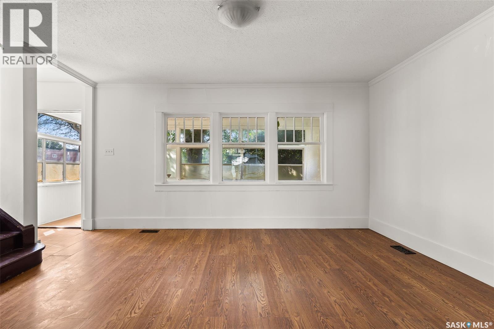 1357 Elphinstone Street, Regina, Saskatchewan  S4T 3M5 - Photo 7 - SK015739