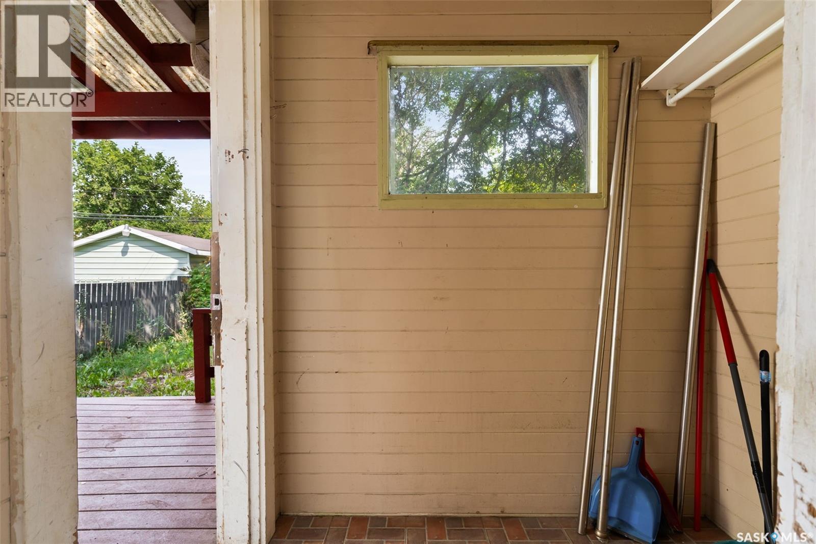 1357 Elphinstone Street, Regina, Saskatchewan  S4T 3M5 - Photo 28 - SK015739