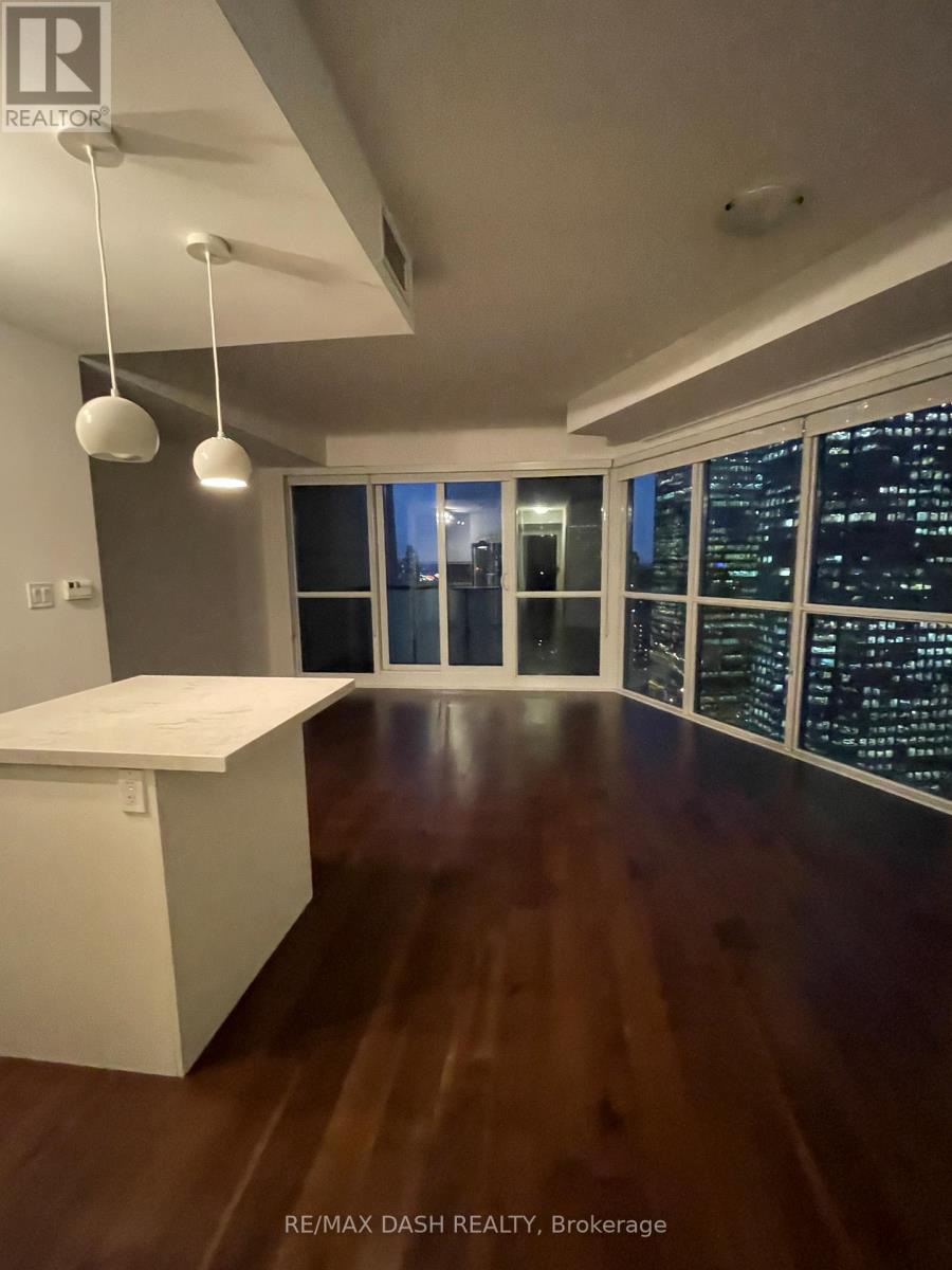 3204 - 1 The Esplanade Street, Toronto, Ontario  M5E 0A8 - Photo 15 - C12532936