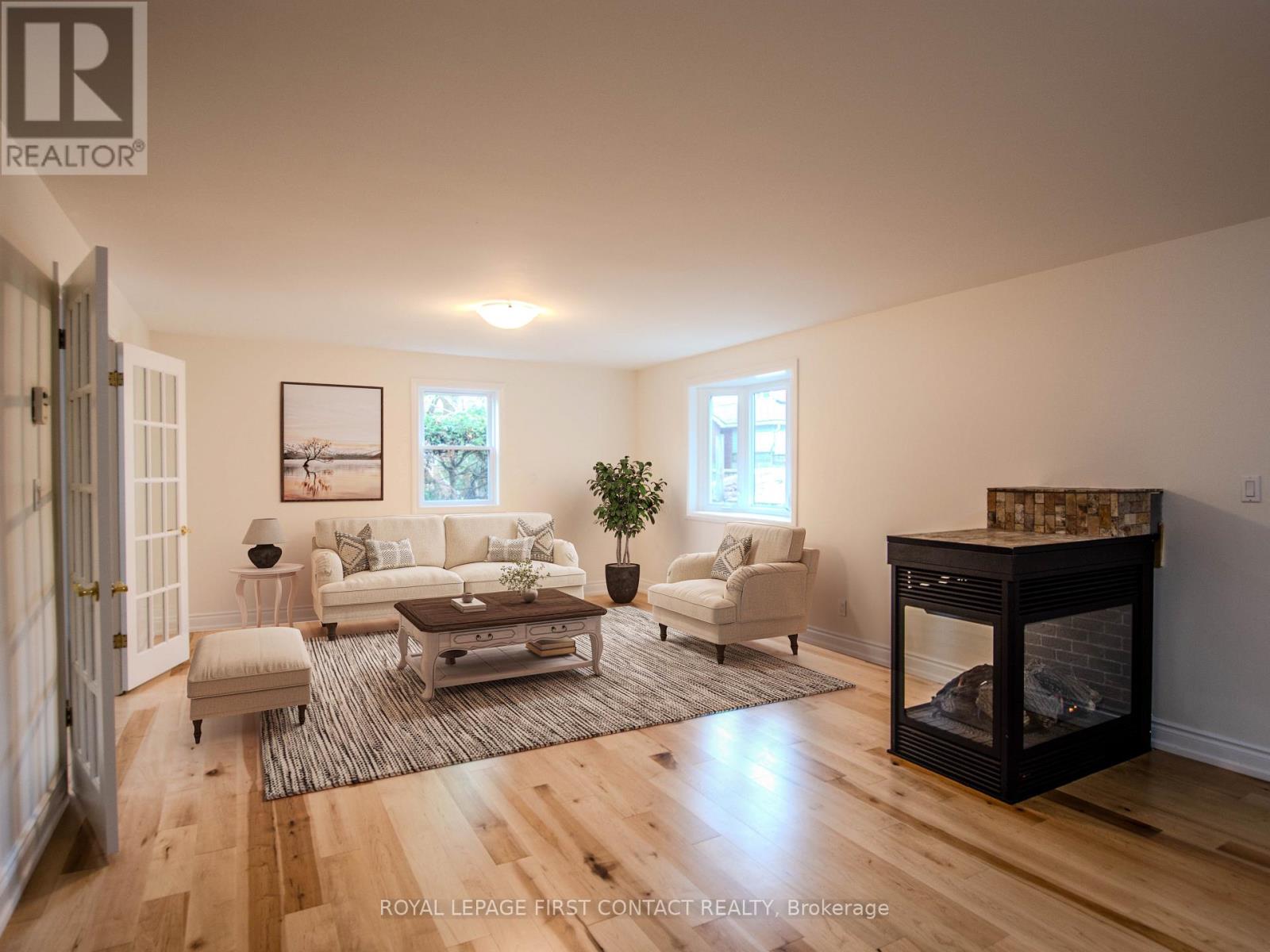 25 Holgate Street, Barrie, Ontario  L4N 2T6 - Photo 14 - S12486413