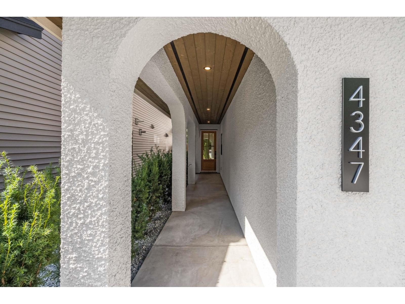 4347 232 Street, Langley, British Columbia  V2Z 2H7 - Photo 3 - R3069920