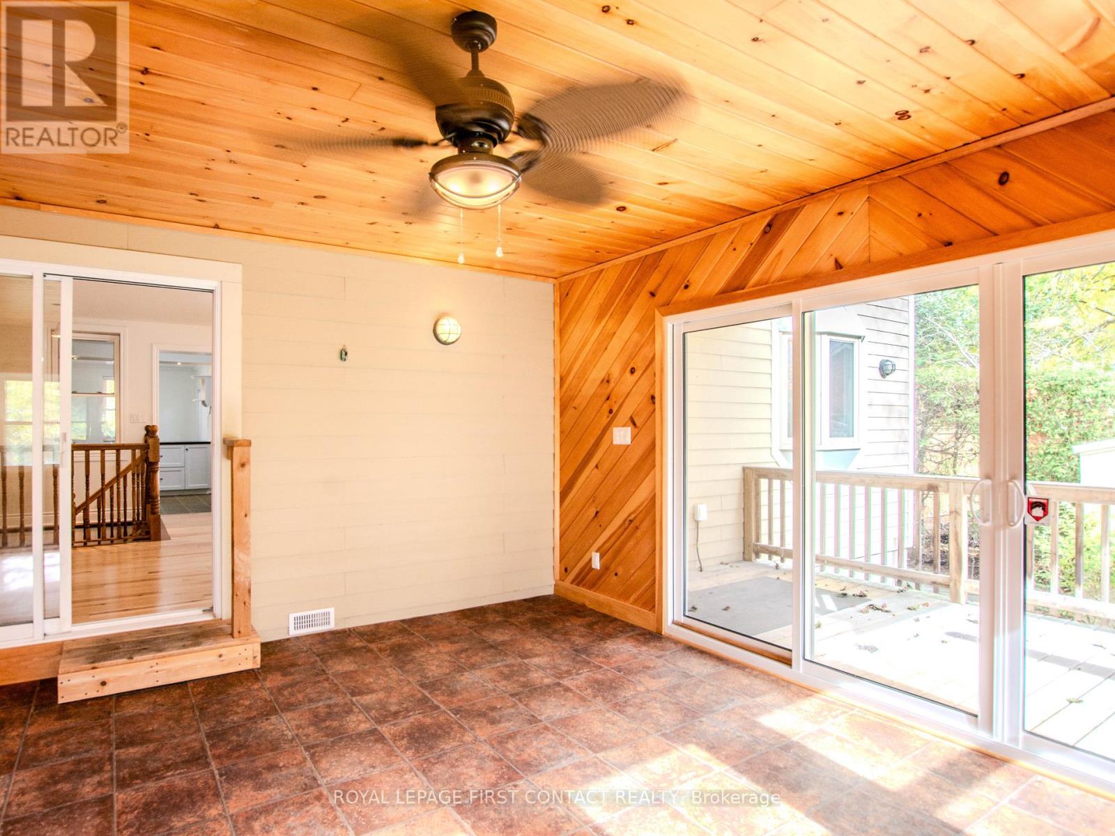 25 Holgate Street, Barrie, Ontario  L4N 2T6 - Photo 19 - S12486413