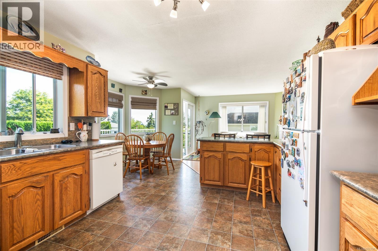 764 Bowen Dr, Campbell River, British Columbia  V9H 1S2 - Photo 8 - 1021971