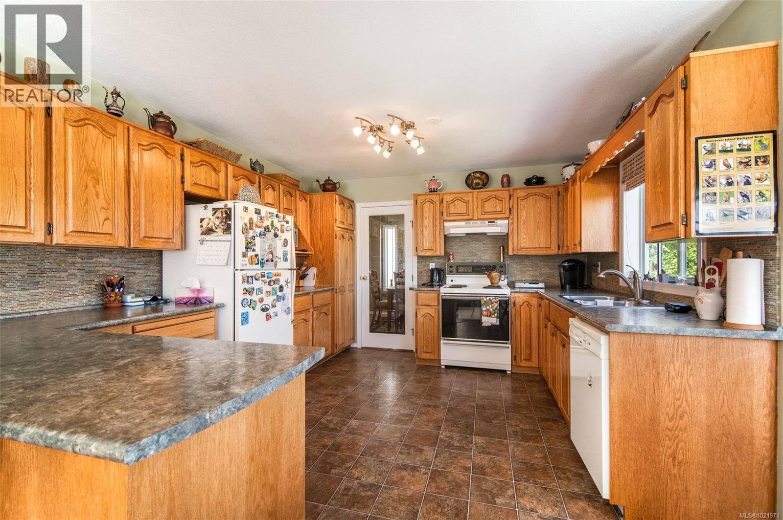 764 Bowen Dr, Campbell River, British Columbia  V9H 1S2 - Photo 9 - 1021971