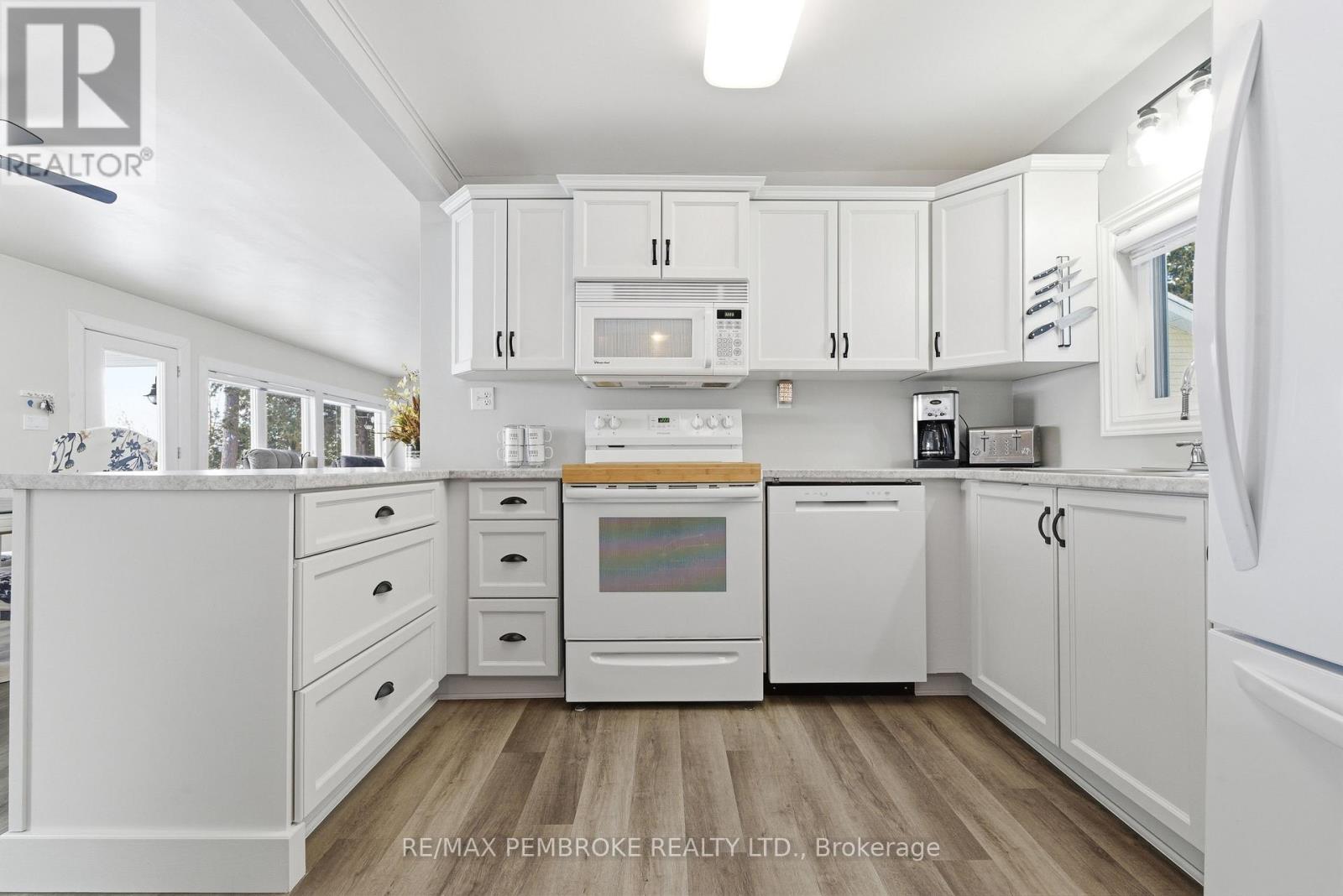 229 Holiday Lane, North Algona Wilberforce, Ontario  K0J 1T0 - Photo 21 - X12637280