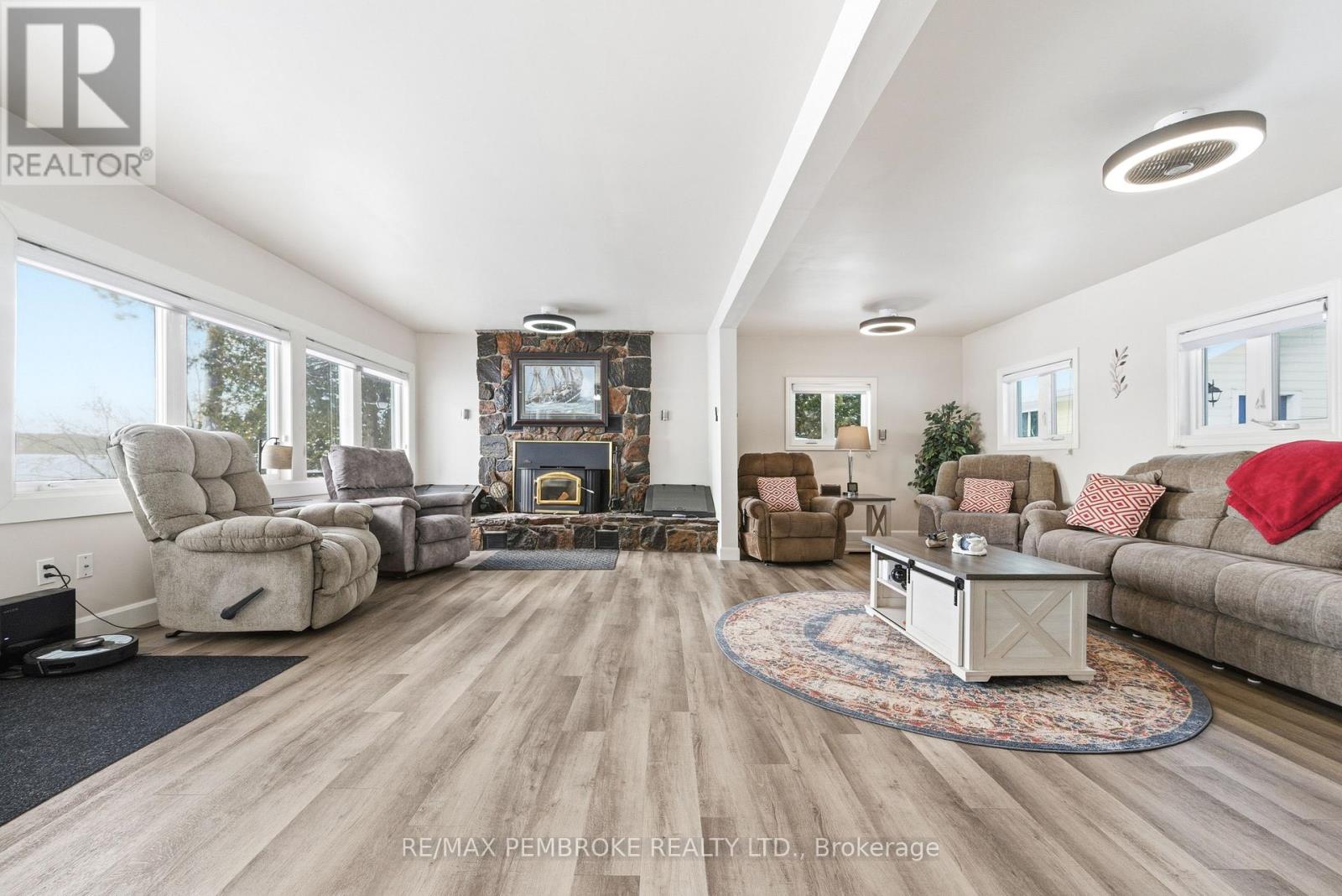 229 Holiday Lane, North Algona Wilberforce, Ontario  K0J 1T0 - Photo 32 - X12637280