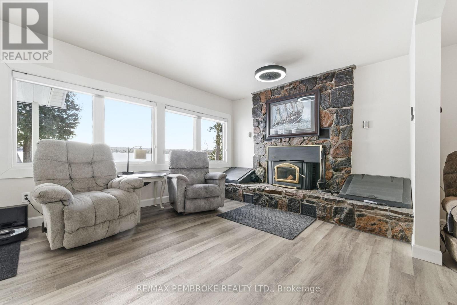 229 Holiday Lane, North Algona Wilberforce, Ontario  K0J 1T0 - Photo 34 - X12637280