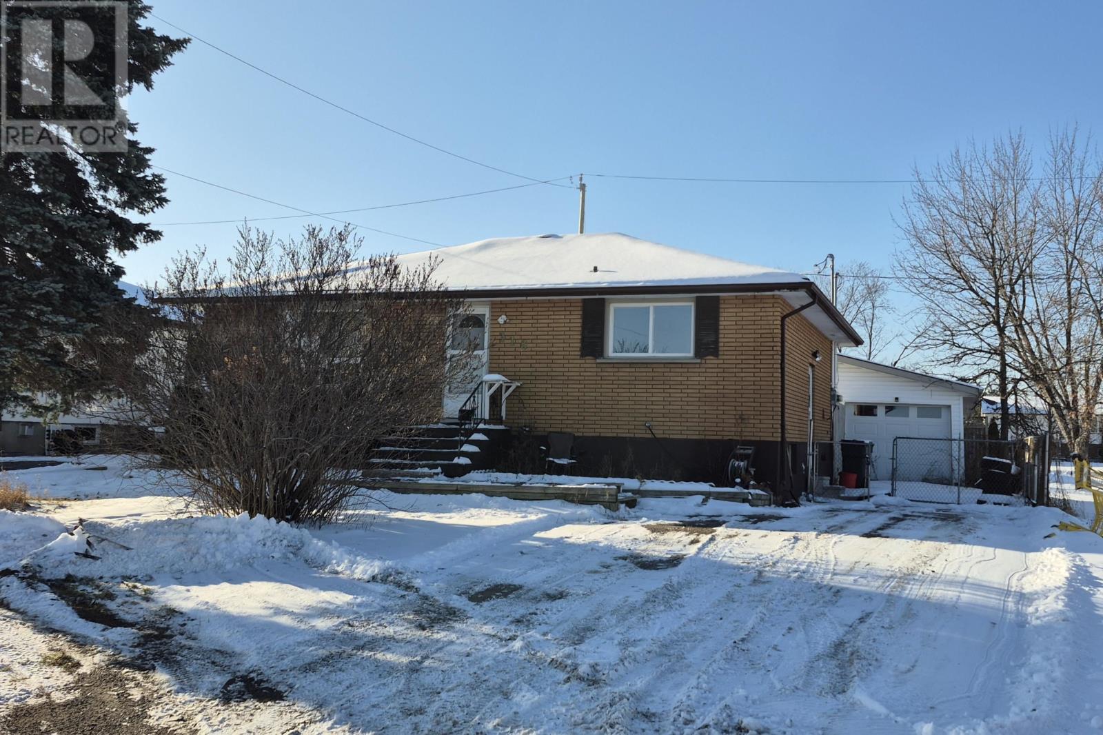 116 Huntington CT, thunder bay, Ontario