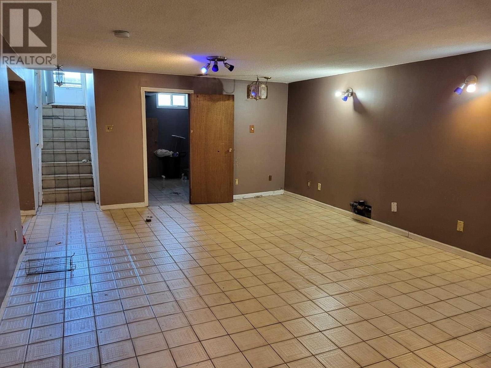 116 Huntington Ct, Thunder Bay, Ontario  P7C 2B4 - Photo 7 - TB253671