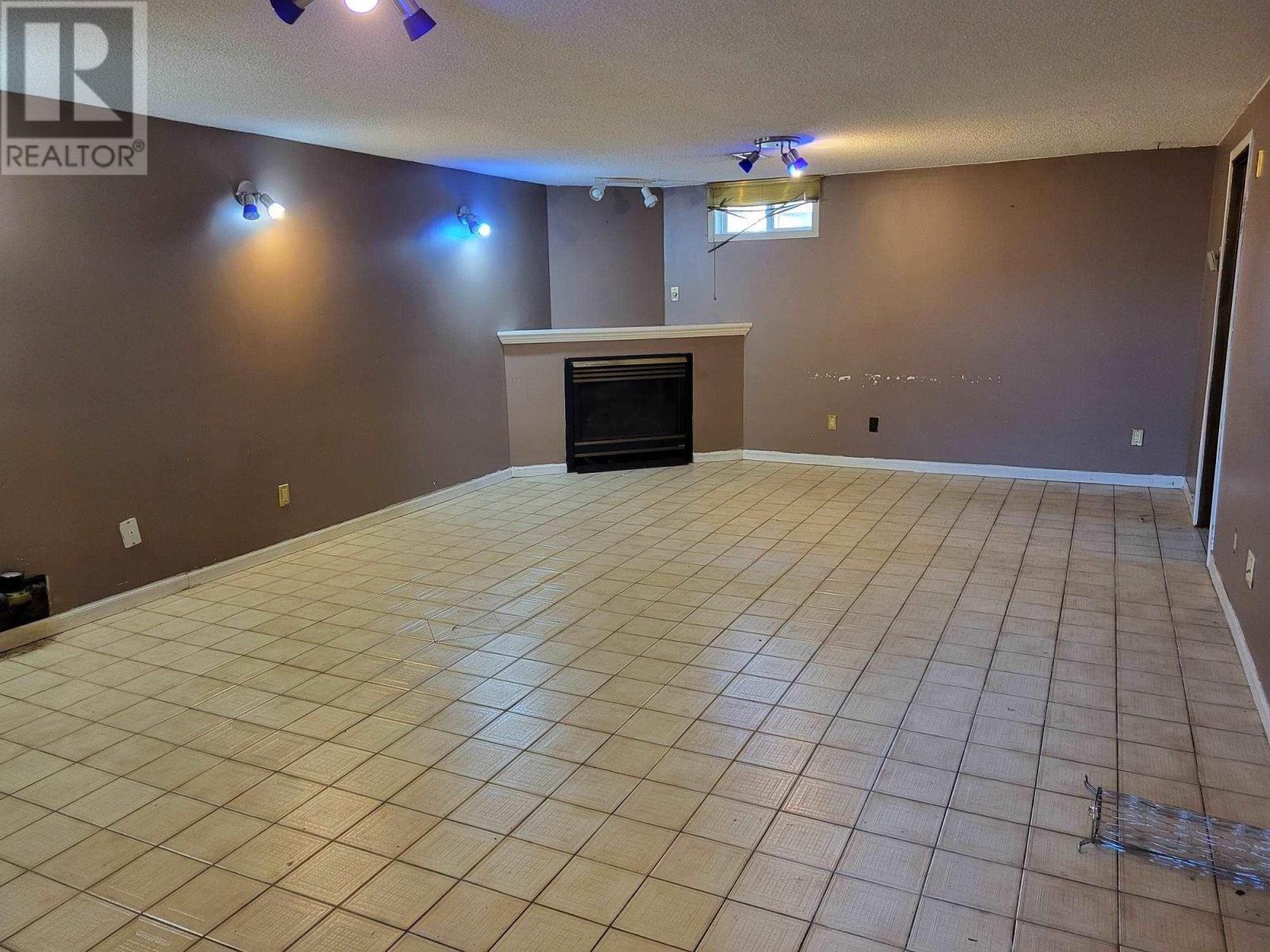 116 Huntington Ct, Thunder Bay, Ontario  P7C 2B4 - Photo 8 - TB253671