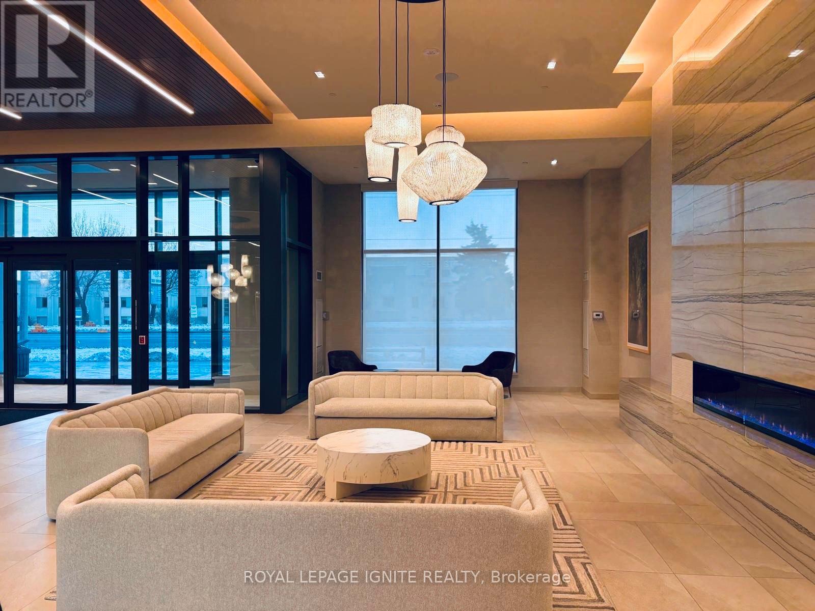 803 - 8960 Jane Street, Vaughan, Ontario  L4K 2M9 - Photo 3 - N12637114