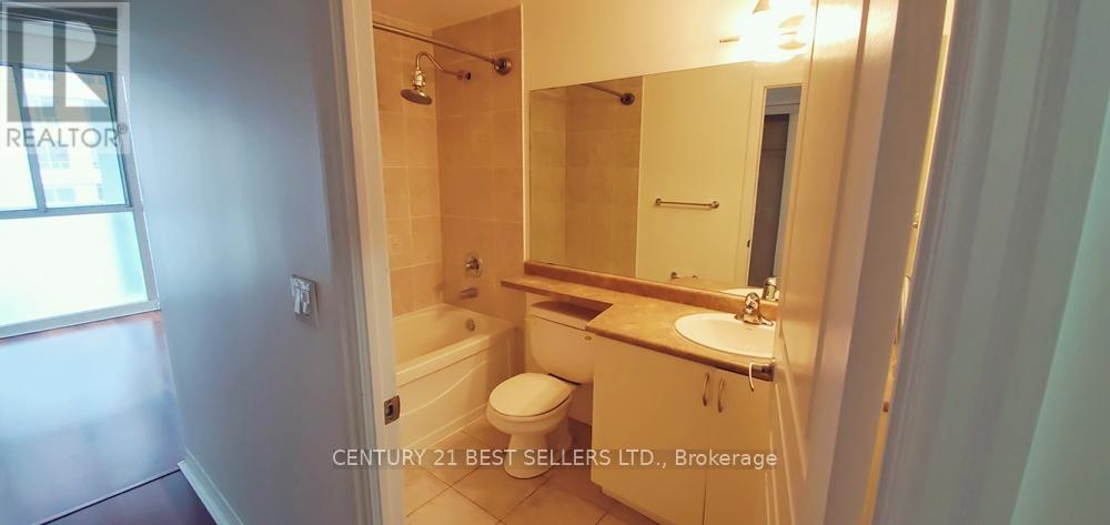 801 - 225 Webb Drive, Mississauga, Ontario  L5B 3Y5 - Photo 14 - W12613526