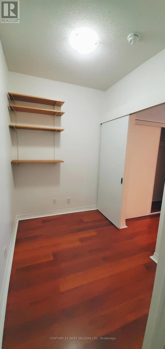 801 - 225 Webb Drive, Mississauga, Ontario  L5B 3Y5 - Photo 13 - W12613526