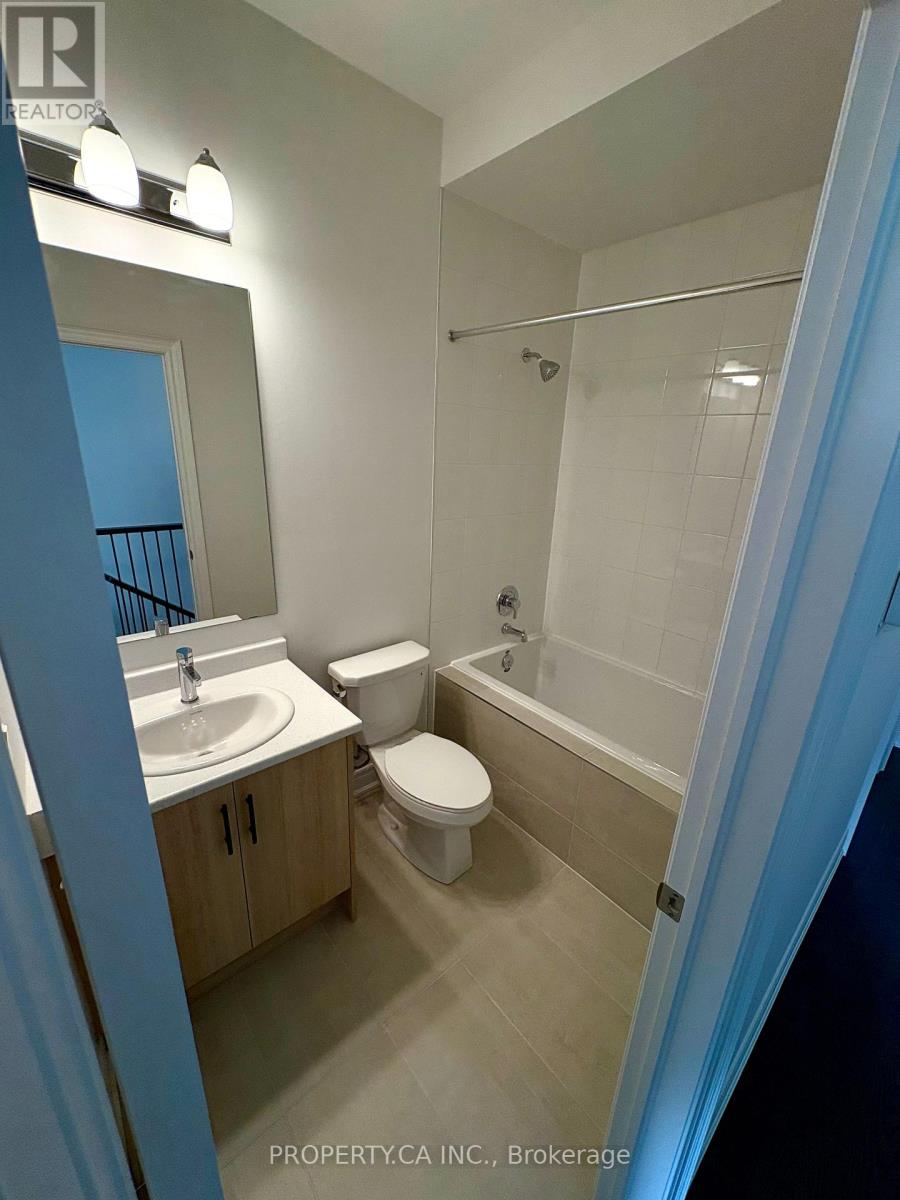 132 Falby Road, Brampton, Ontario  L6P 4L9 - Photo 13 - W12635422