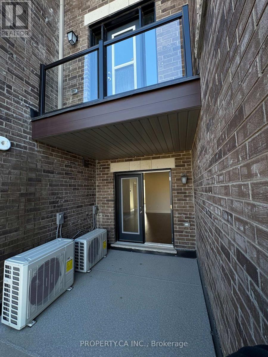 132 Falby Road, Brampton, Ontario  L6P 4L9 - Photo 16 - W12635422