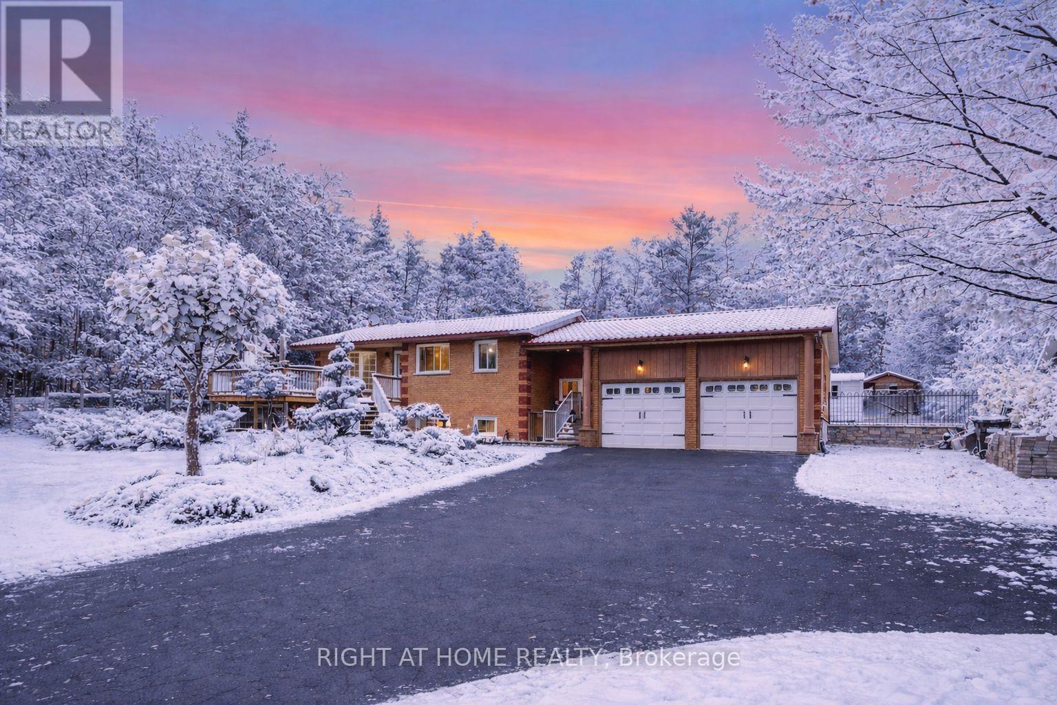 1243 CROSSLAND ROAD, Springwater, Ontario