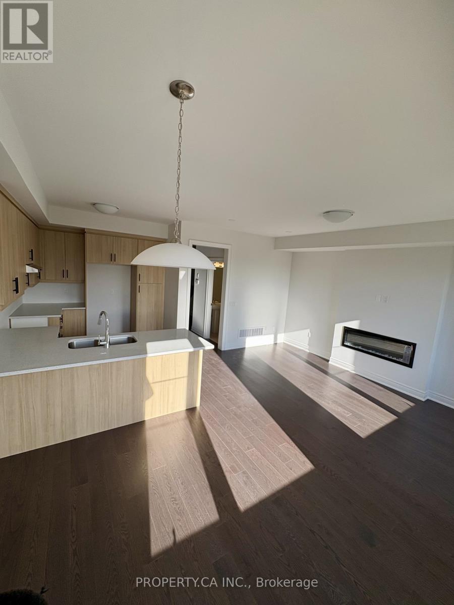 132 Falby Road, Brampton, Ontario  L6P 4L9 - Photo 2 - W12635422