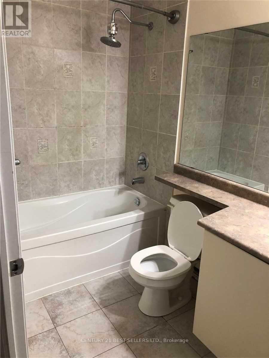 801 - 225 Webb Drive, Mississauga, Ontario  L5B 3Y5 - Photo 9 - W12613526