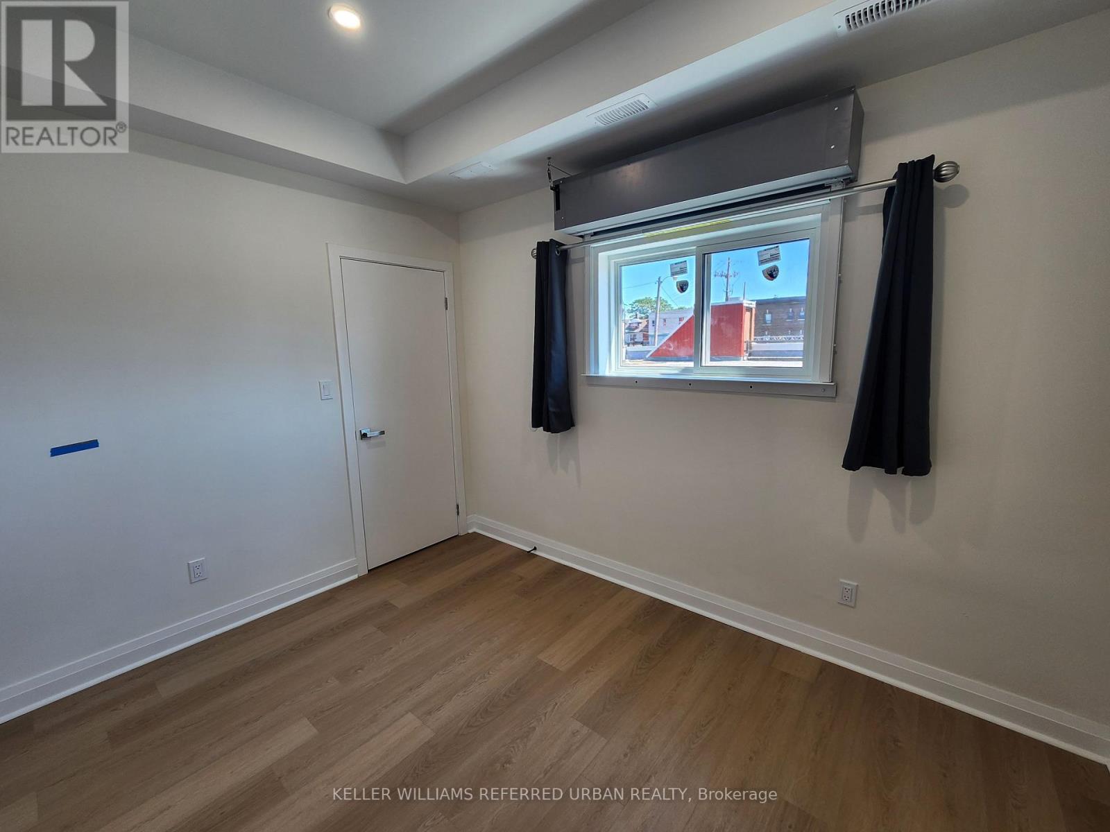 3 - 998 Bloor Street W, Toronto, Ontario  M6H 1L8 - Photo 5 - W12636992