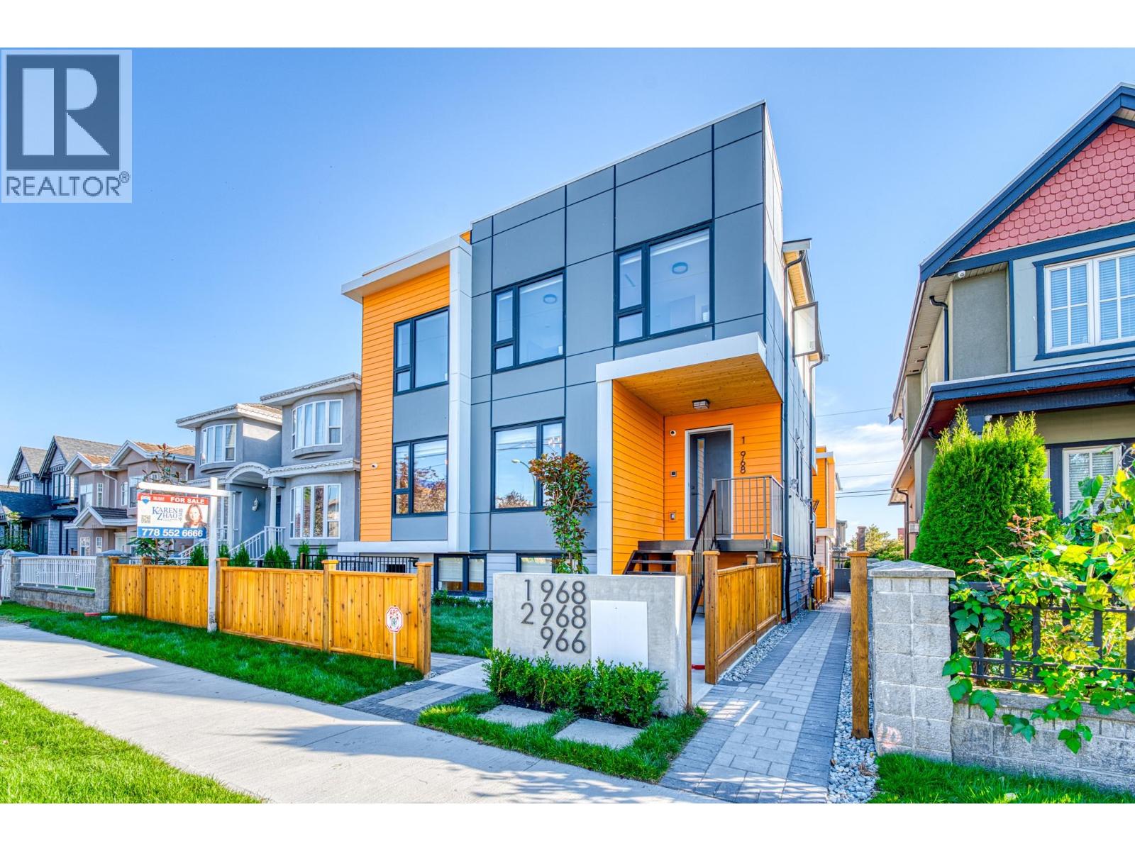 2 968 E 55TH AVENUE, Vancouver, British Columbia