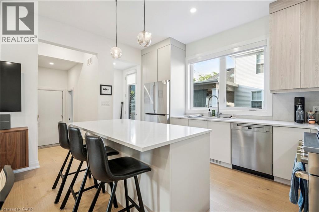 8 Paxton Avenue, St. Catharines, Ontario  L2N 5H8 - Photo 14 - 40794225