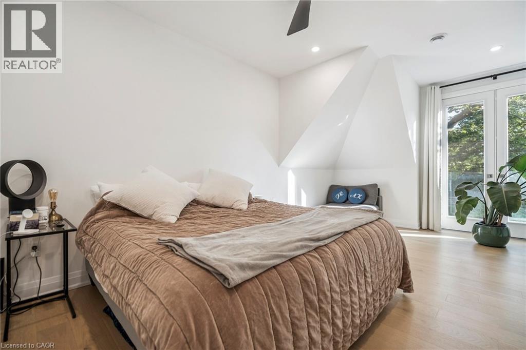 8 Paxton Avenue, St. Catharines, Ontario  L2N 5H8 - Photo 17 - 40794225