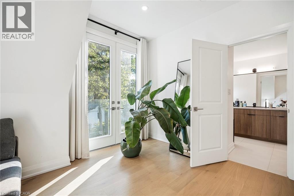 8 Paxton Avenue, St. Catharines, Ontario  L2N 5H8 - Photo 20 - 40794225