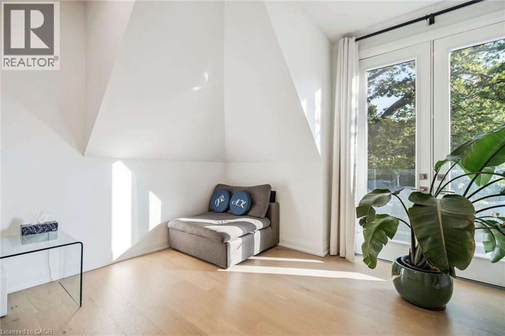 8 Paxton Avenue, St. Catharines, Ontario  L2N 5H8 - Photo 21 - 40794225