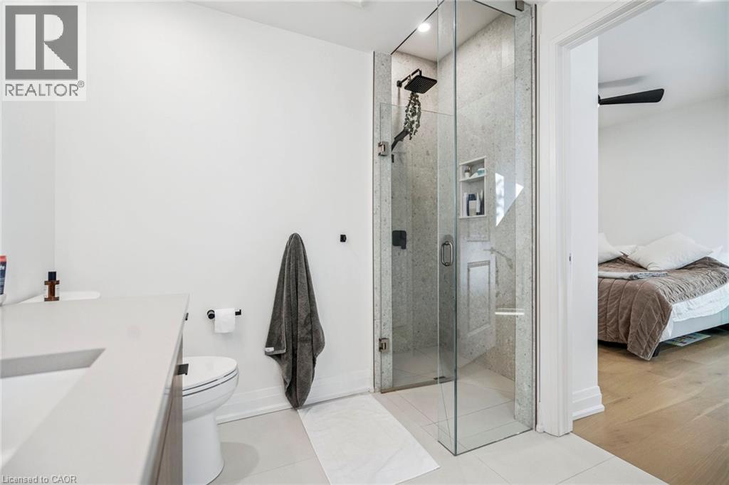 8 Paxton Avenue, St. Catharines, Ontario  L2N 5H8 - Photo 23 - 40794225