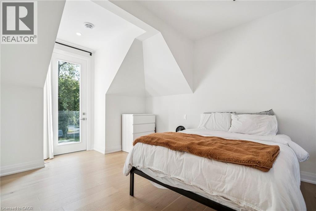 8 Paxton Avenue, St. Catharines, Ontario  L2N 5H8 - Photo 28 - 40794225