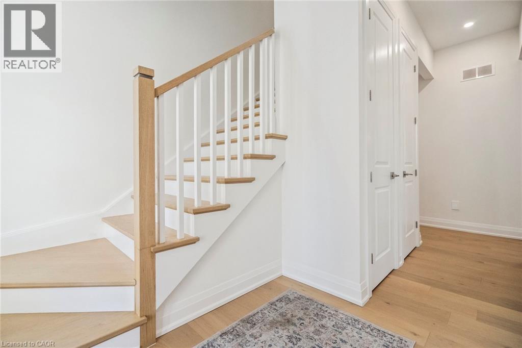 8 Paxton Avenue, St. Catharines, Ontario  L2N 5H8 - Photo 4 - 40794225