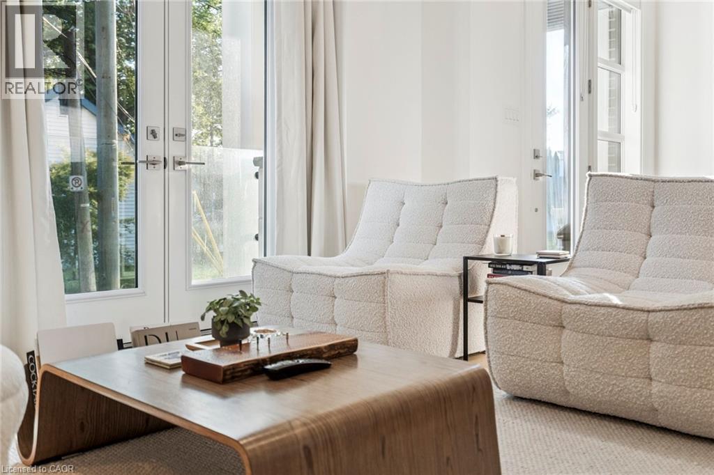 8 Paxton Avenue, St. Catharines, Ontario  L2N 5H8 - Photo 7 - 40794225