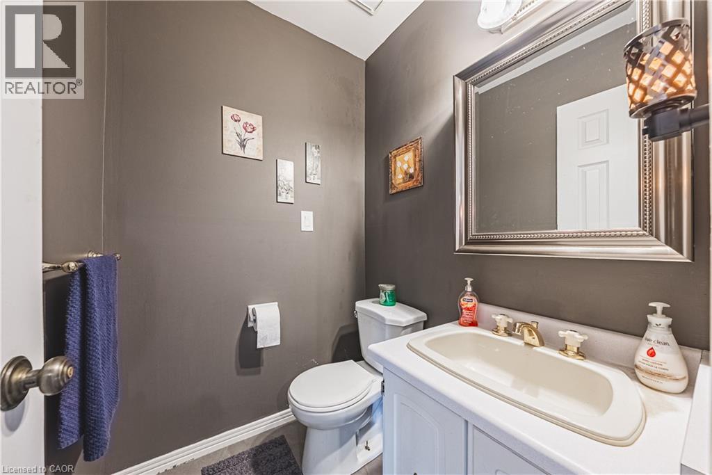 5 Bing Crescent, Stoney Creek, Ontario  L8E 3Z4 - Photo 17 - 40794195