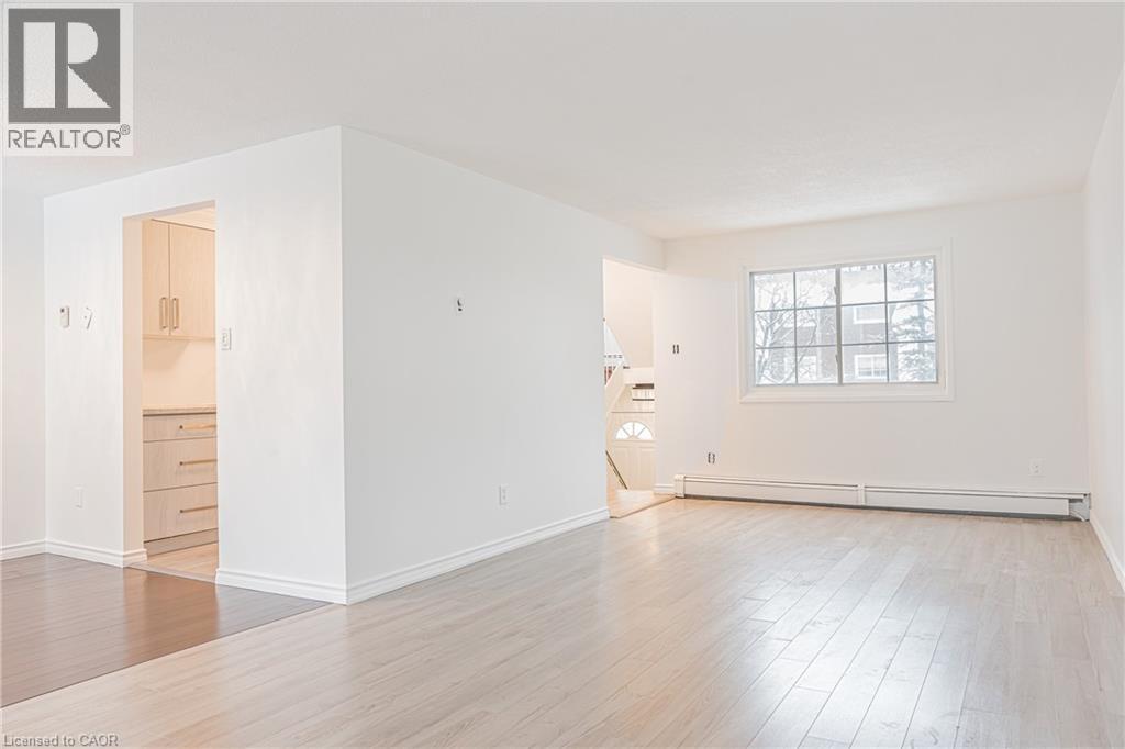 643 Albert Street Unit# 2, Waterloo, Ontario  N2L 3V5 - Photo 4 - 40794074