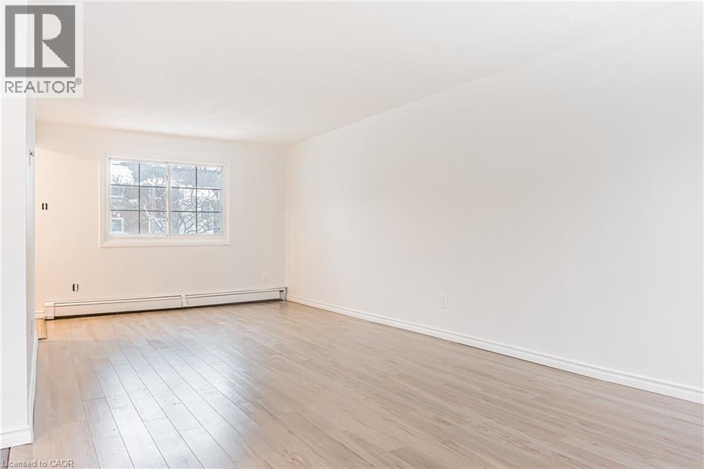 643 Albert Street Unit# 2, Waterloo, Ontario  N2L 3V5 - Photo 6 - 40794074