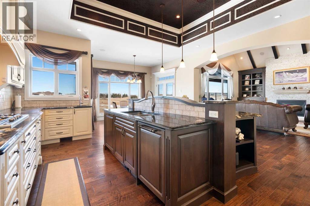 124 Grizzly Rise, Rural Rocky View County, Alberta  T4C 0B5 - Photo 13 - A2211387